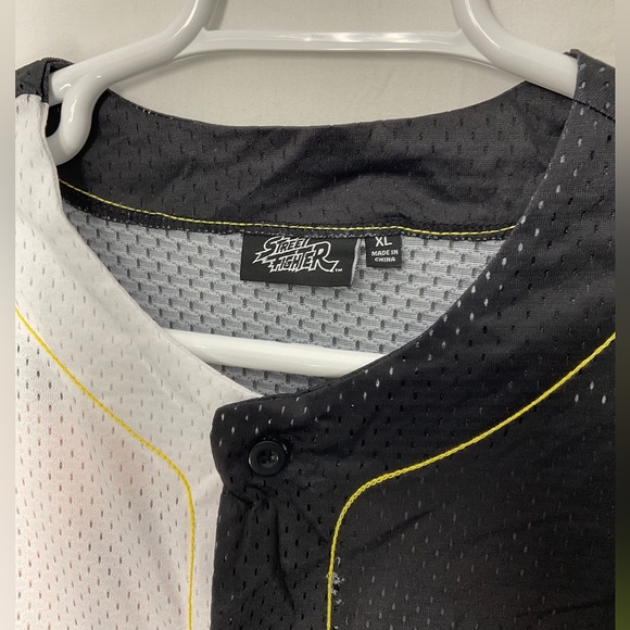 NWT Men’s Street Fighter Short Sleeve Net Jersey Shirt XL - Picture 2 of 8